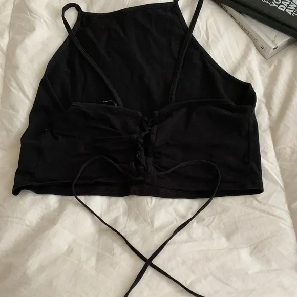 H&M Black Crop Top With Tie Up Back - Picture 2 of 3